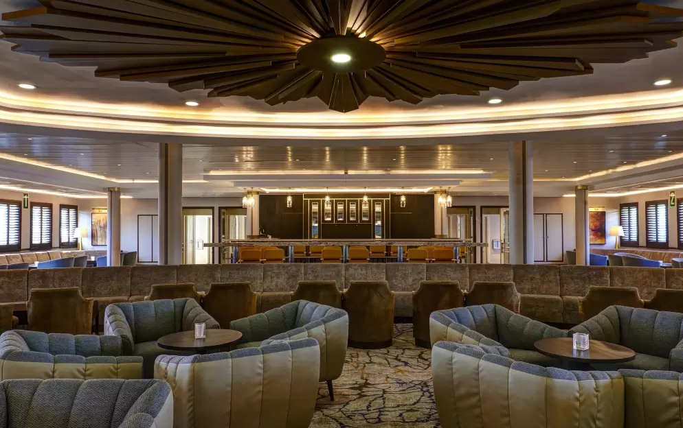 Windstar, Wind Surf, Lounge 1.jpg